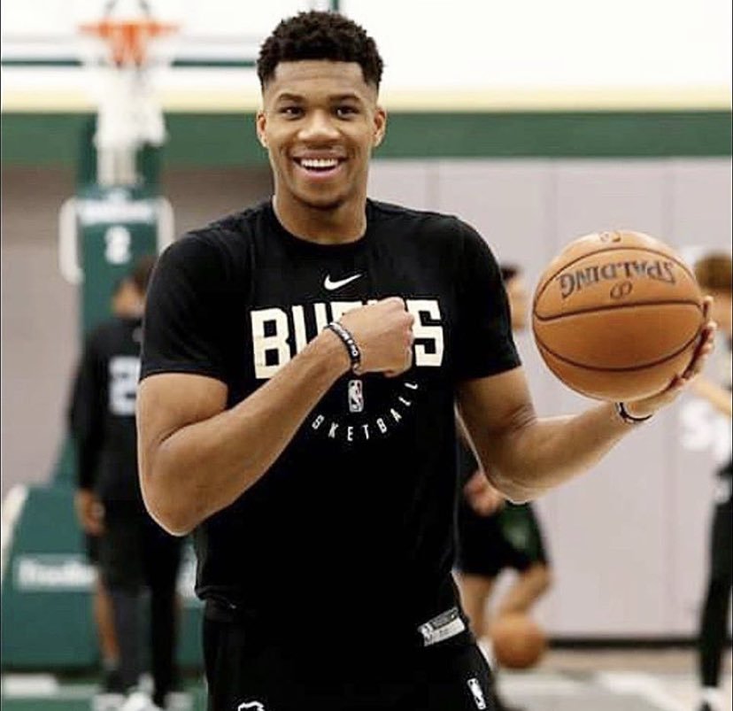 而是亲自站 而是亲自站