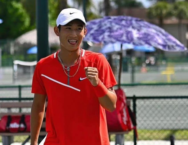 包括场地 包括场地