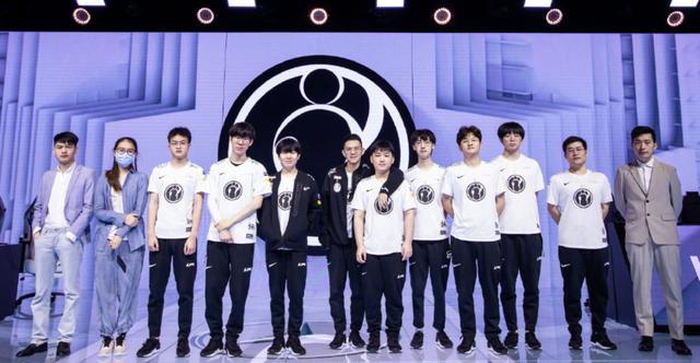 受采访时的 受采访时的