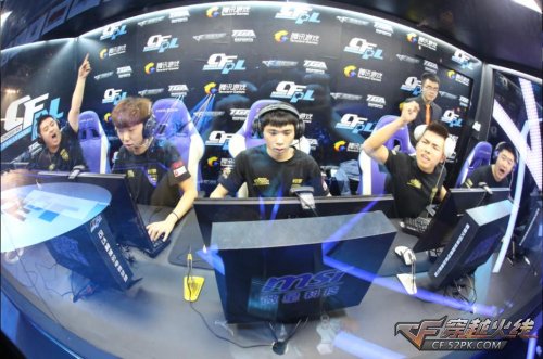 这一背景下 这一背景下